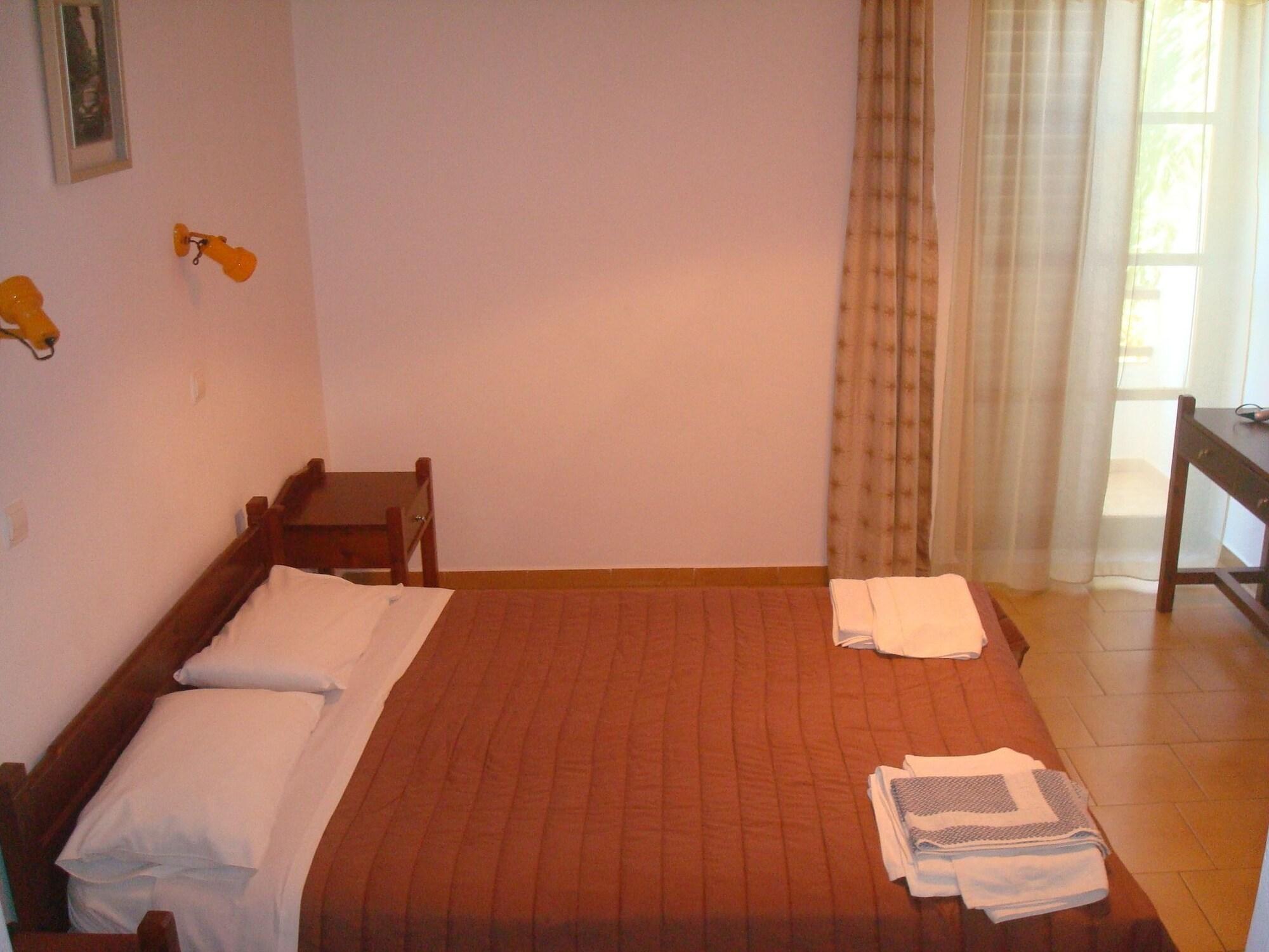 Hotel Aghas Paleochora Exterior photo