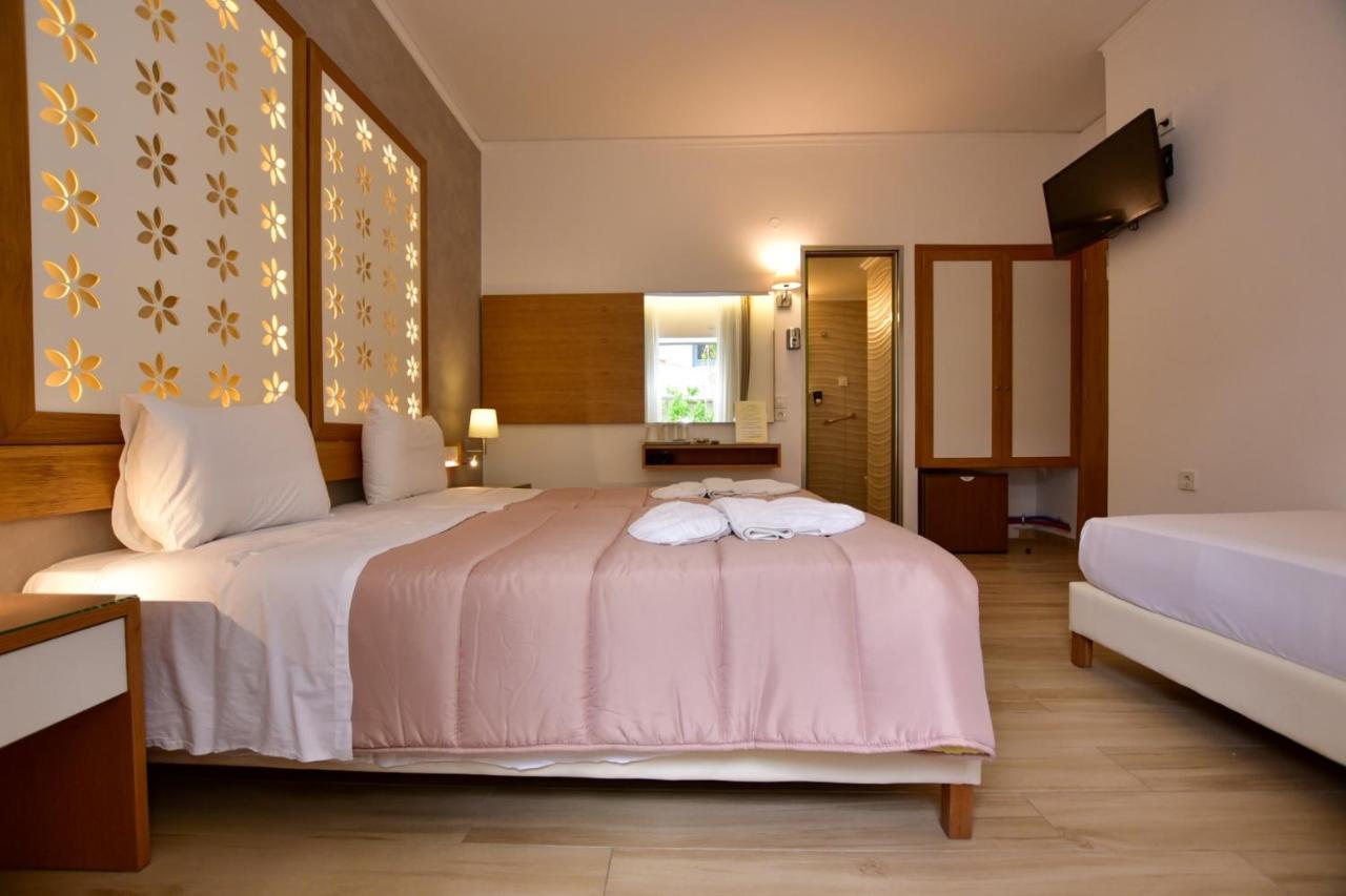 Hotel Aghas Paleochora Exterior photo