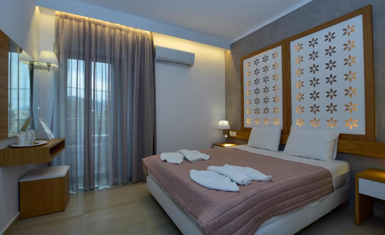 Hotel Aghas Paleochora Exterior photo