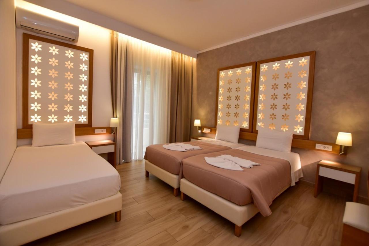 Hotel Aghas Paleochora Exterior photo