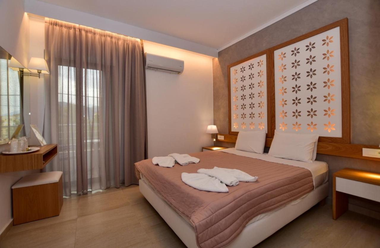 Hotel Aghas Paleochora Exterior photo
